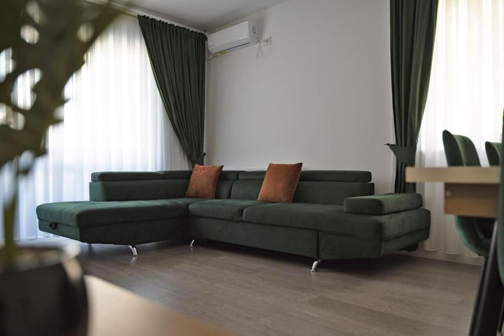 Eliza'S Apartment By Oasis Homes Oradea Dış mekan fotoğraf