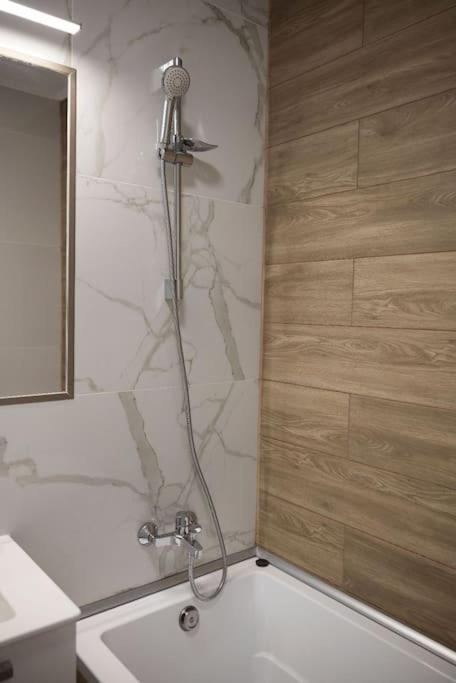 Eliza'S Apartment By Oasis Homes Oradea Dış mekan fotoğraf
